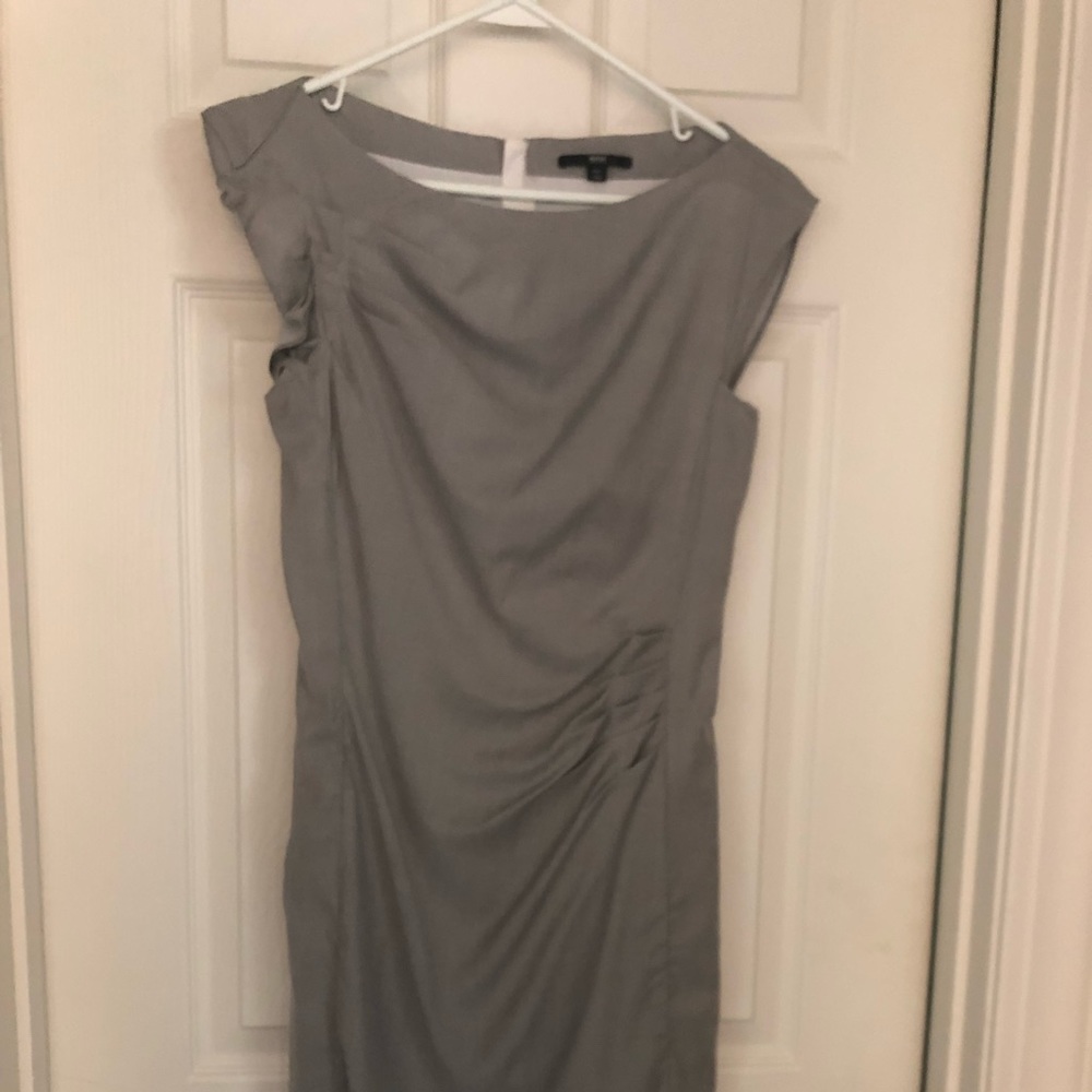 Hugo Boss knee length shift